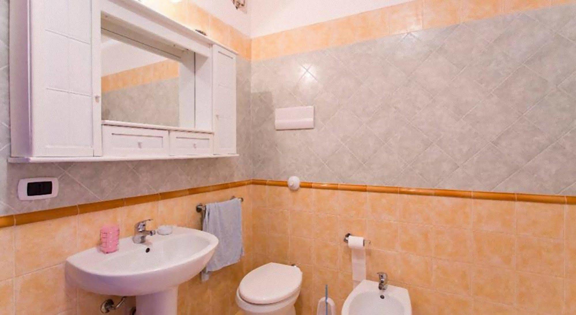 مبيت وإفطار Palermo Centro Zoe المظهر الخارجي الصورة